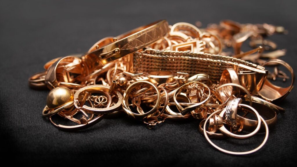 Inwestycja w biżuterię – czy warto inwestować w biżuterię z brylantami?