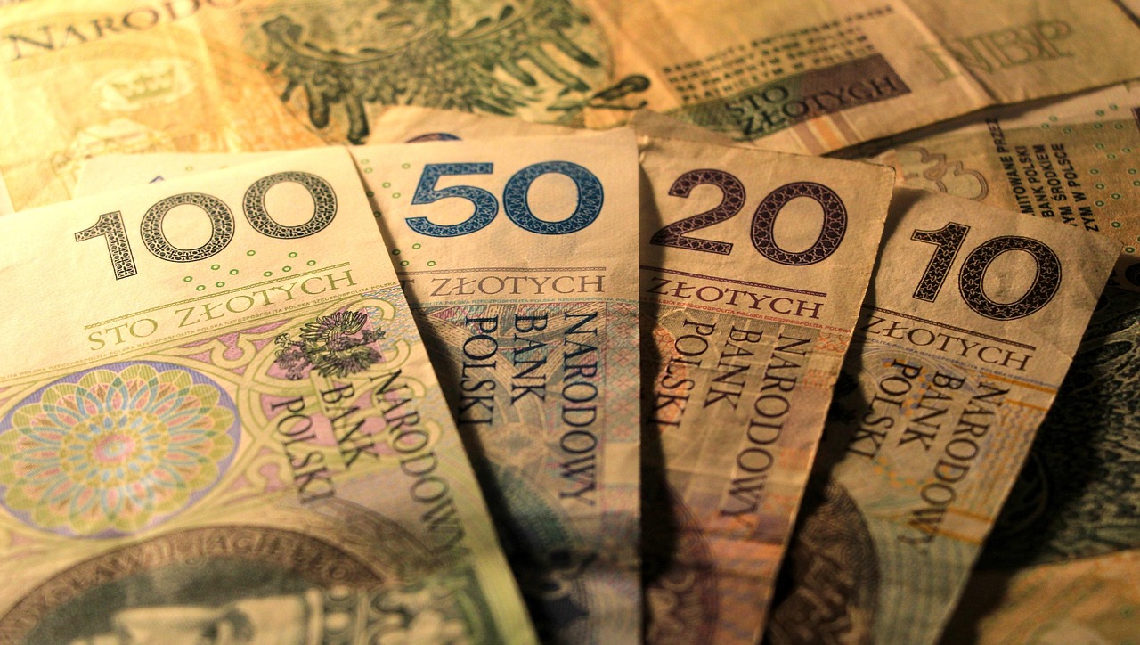 Pieniądze za rejestrację. Czy w internecie można zarobić na zakładaniu kont?