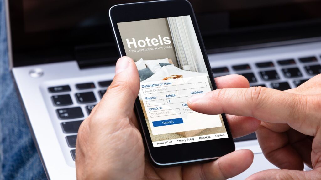 Booking kara UOKiK odbierz 40 zł rekompensaty – krok po kroku