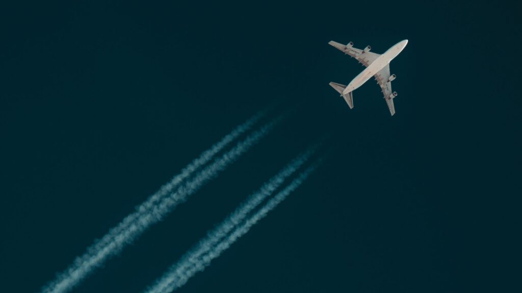 Lufthansa zwalnia pracowników powód? Sztuczna Inteligencja